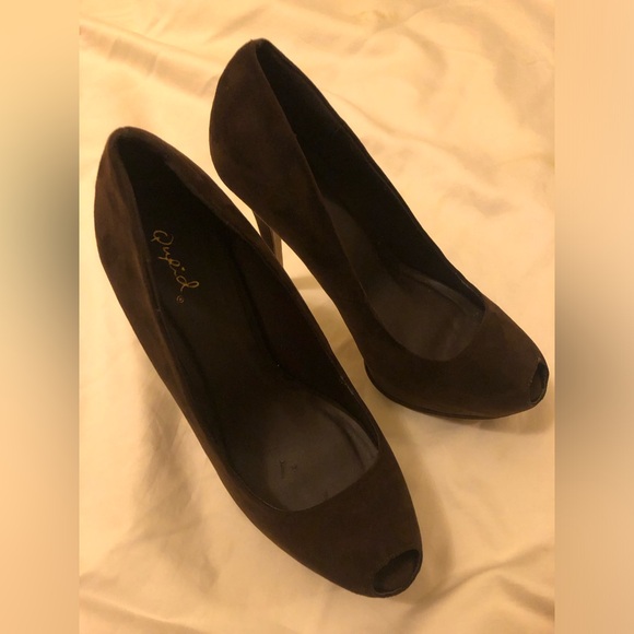 QUPID FAUX SUEDE PEEP TOE HIGH HEEL PUMPS 8.5 - Picture 7 of 9